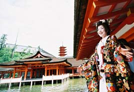 人力車で厳島神社より移動